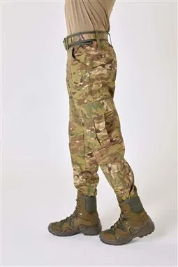 multicam taktik kamuflaj pantolon yan görünüm