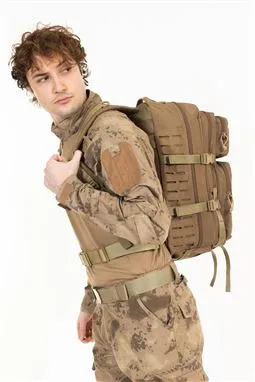 çöl sarısı bej tactical cordura sırt çantası 55 litre yan cep detayı