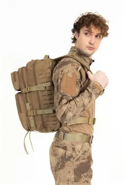 çöl sarısı bej tactical cordura sırt çantası 55 litre fermuarlı cep detayı