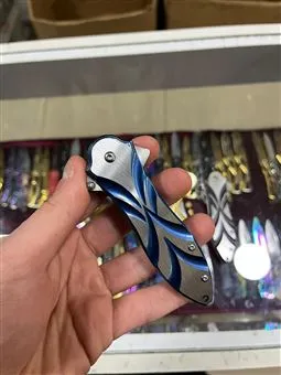 ShadowEdge mavi çakı bıçak detayı