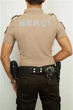 Bekçi tişörtü arka görünüm
