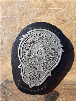 Polis-1 Metal Kemer Rozeti