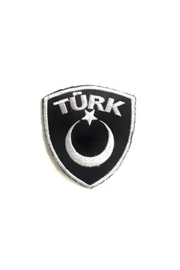siyah-beyaz türk yazılı peç arkası cırt bant detayı