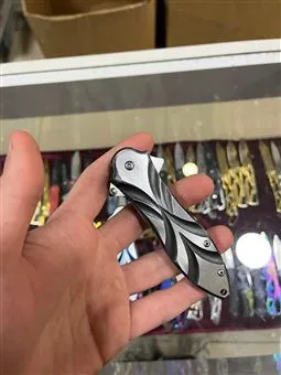 ShadowEdge siyah çakı kapalı görünüm