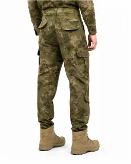 tsk-askeri-kamuflaj-pantolon-capraz-arka-gorunum.webp
