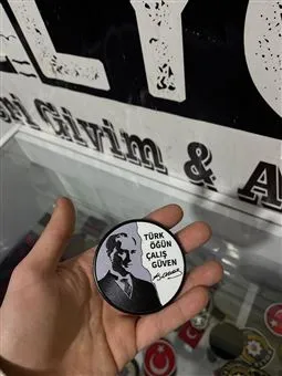 Türk Öğün Çalış Güven Atatürk Portreli Peç